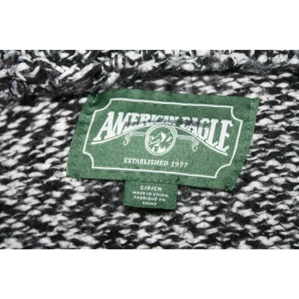 VTG American‎ Eagle Hand Knit Cowichan Zip Up Sweater Men's Small